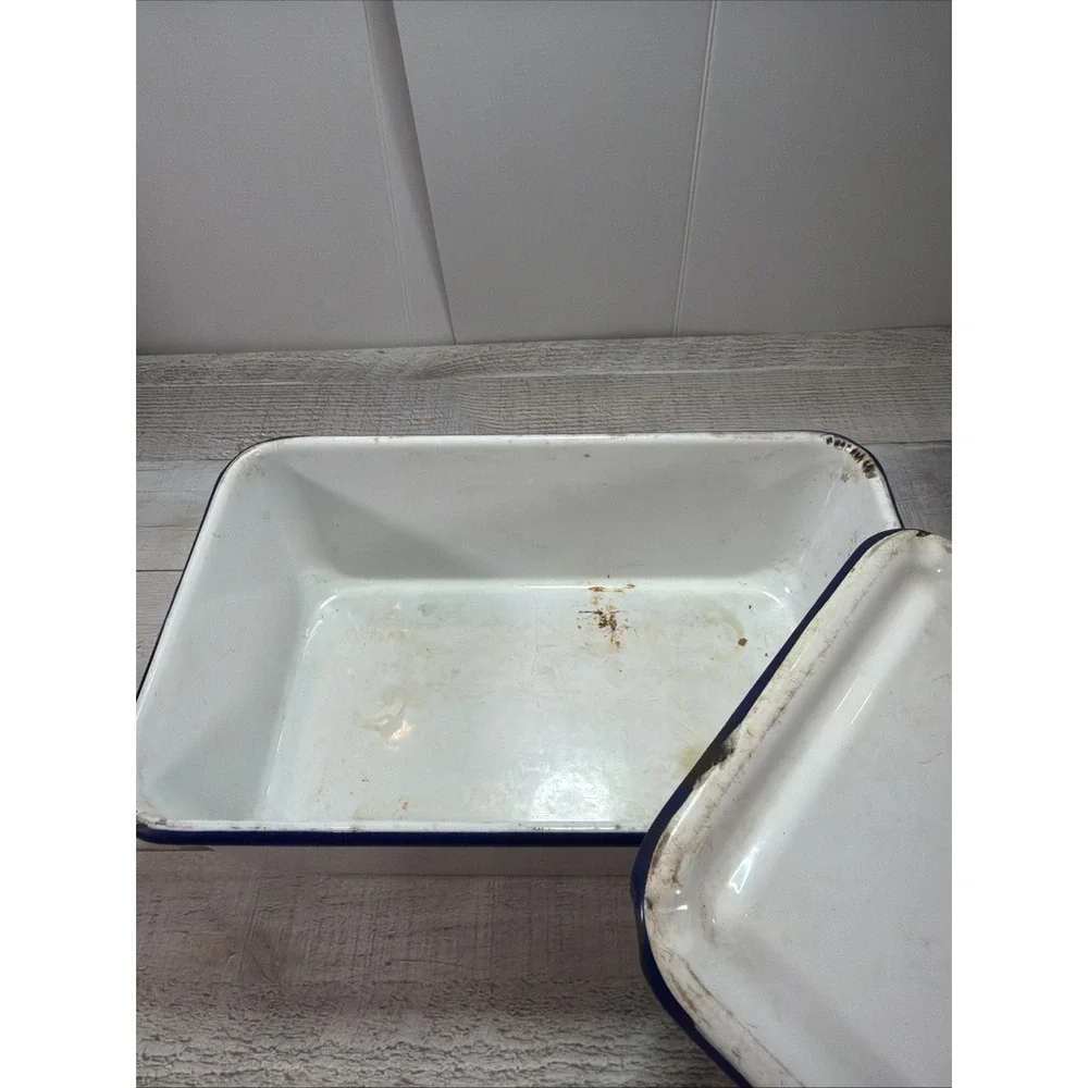 Vintage Enamelware Rectangular Basin Tub Lid White Blue Rim Farmhouse Primitive